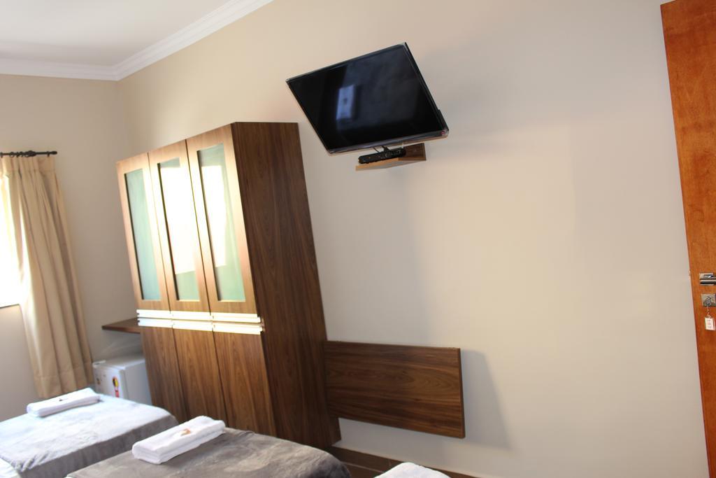 Hotel Albatroz Убераба Екстер'єр фото